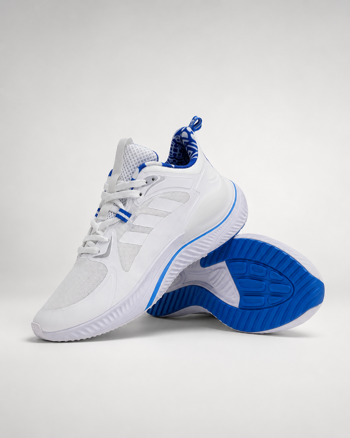 کفش اسپرت مردانه Adidas سفید آبی