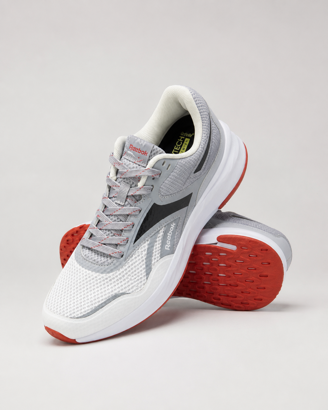 کفش اسپرت مردانه Reebok سفید با زیره نارنجی