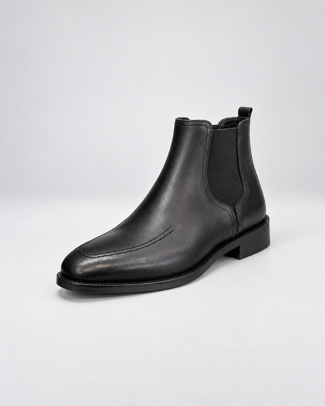 نیم‌بوت چرم طبیعی مشکی Matthew Shose با رویه دوخت‌دار و ساق کشی