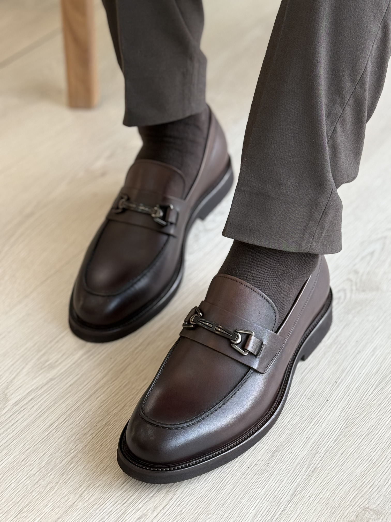 کفش لوفر تمام چرم طبیعی از برند لیبرو